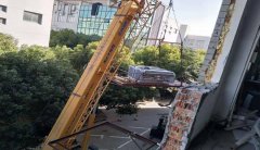 海屹星预备了50t吊车1台